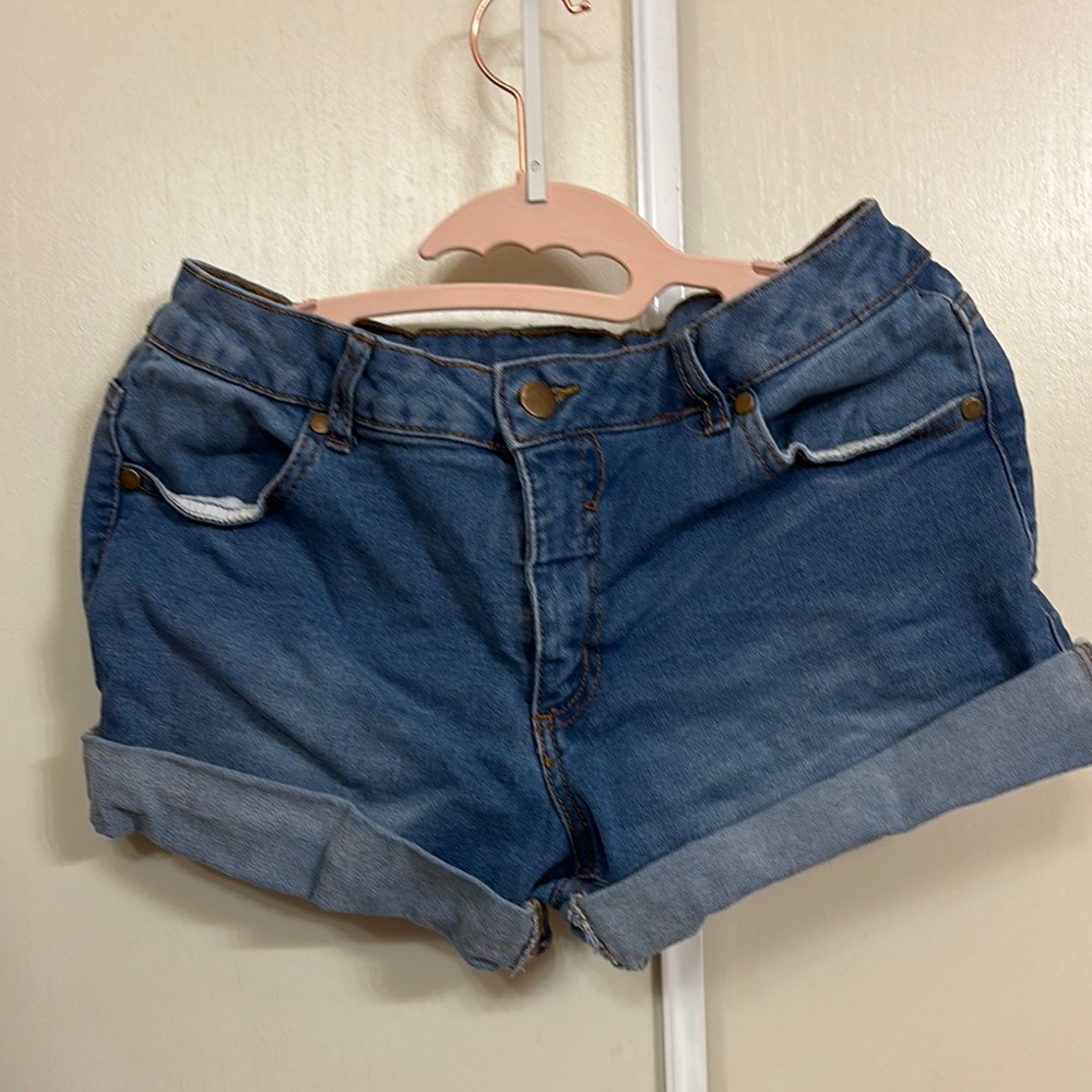 Serra Blue Jean Shorts Casual Summer Style
